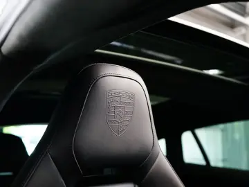 PORSCHE Panamera 4 E-Hybrid InnoDrive HA-Lenkung Head-Up