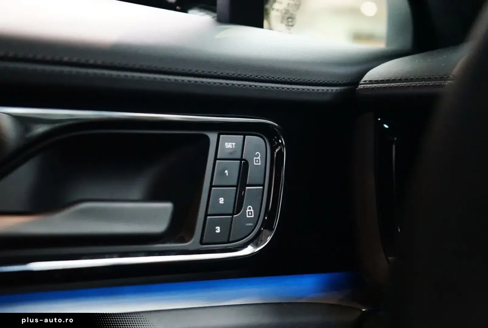 PORSCHE Panamera 4 E-Hybrid InnoDrive HA-Lenkung Head-Up