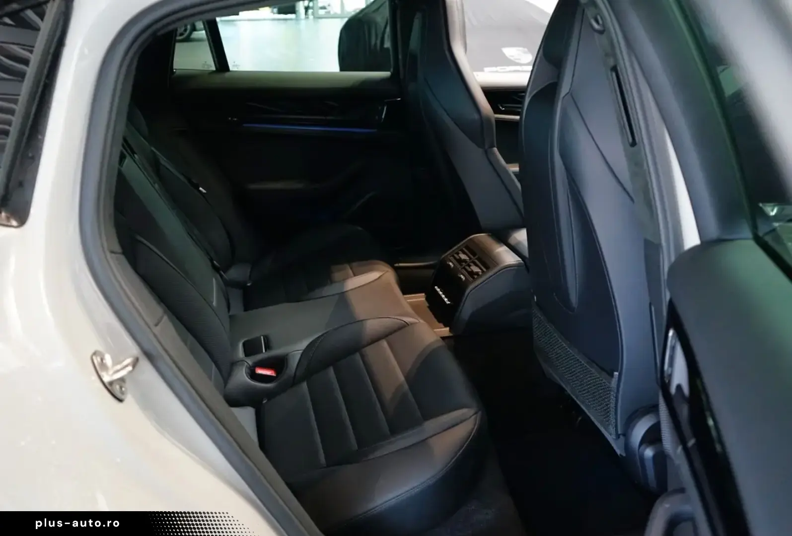 PORSCHE Panamera 4 E-Hybrid InnoDrive HA-Lenkung Head-Up