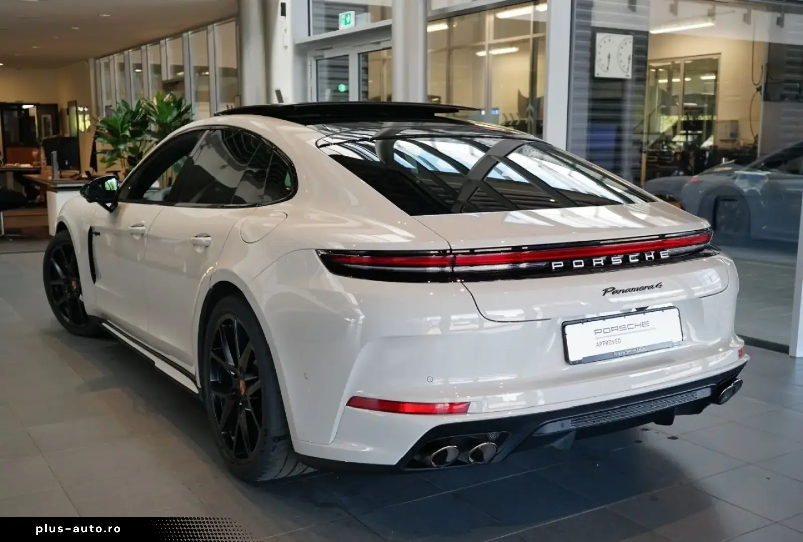 PORSCHE Panamera 4 E-Hybrid InnoDrive HA-Lenkung Head-Up