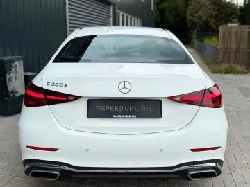 MERCEDES-BENZ C 300e Lim. AMG AHK Ambiente LED Massage MwSt.