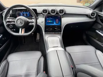 MERCEDES-BENZ C 300e Lim. AMG AHK Ambiente LED Massage MwSt.