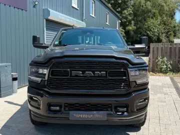 DODGE RAM 2500 Limited Crew 4 5 To 4x4 NAP Abgas MWST