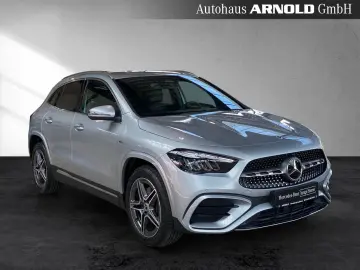 MERCEDES-BENZ GLA 250 e AMG Line Kamera Winter-P. el…