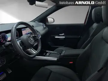 MERCEDES-BENZ GLA 250 e AMG Line Pano AHK MULTIB Bur…