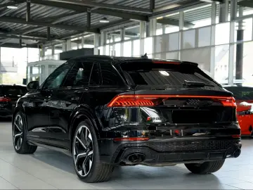 Audi RS Q8 4.0 TFSI quattro