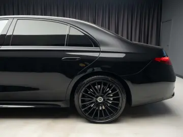 Mercedes-Benz S 500 4MATIC Limuzină L