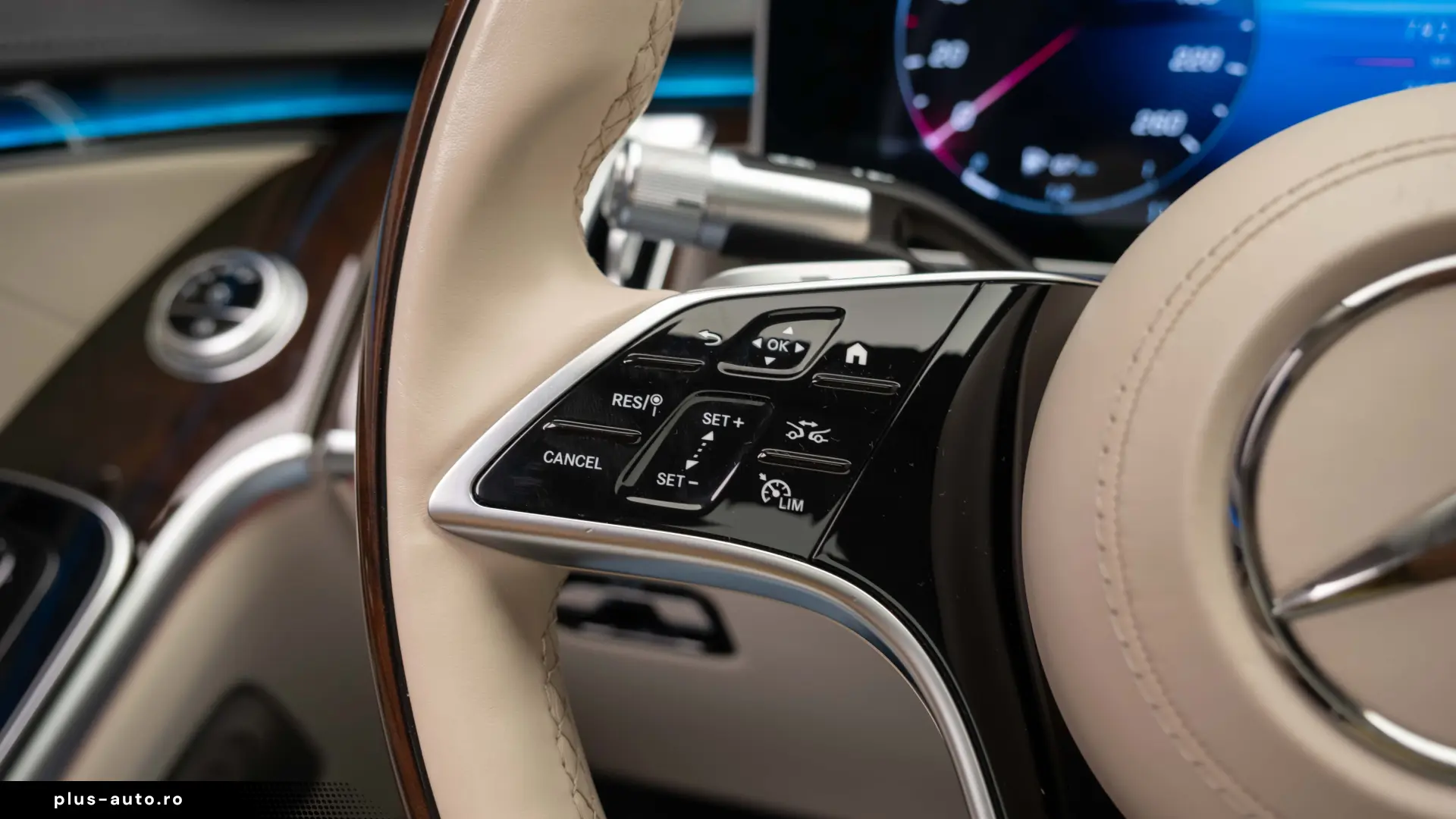 Mercedes-Benz S 500 4MATIC Limuzină L