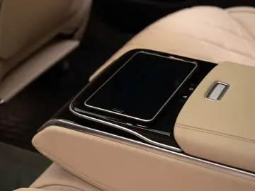 Mercedes-Benz S 500 4MATIC Limuzină L