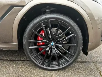 BMW X6 xDrive40d SEPANG