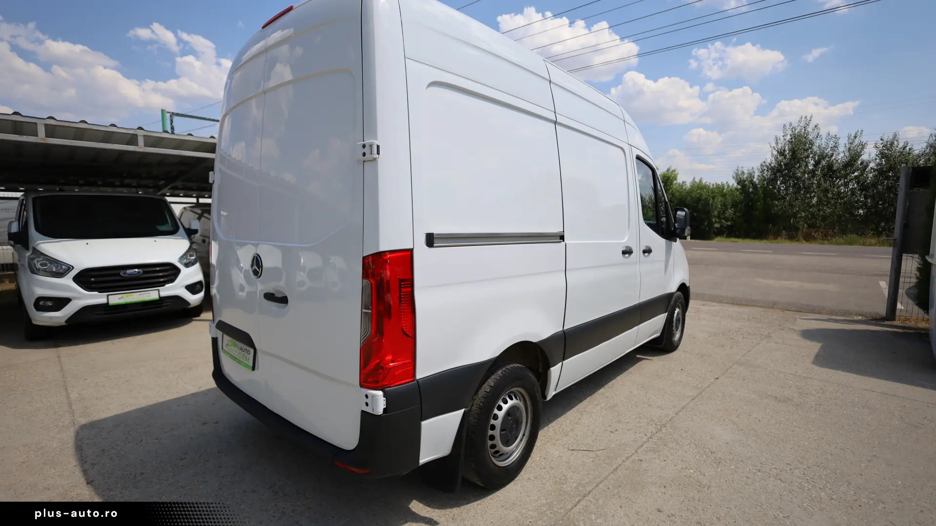 Mercedes-Benz Sprinter L1H2 2.2D 143 CP