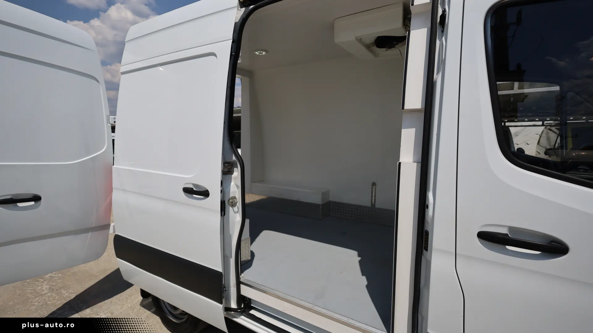 Mercedes-Benz Sprinter L1H2 2.2D 143 CP