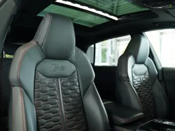Audi RS Q8 4.0 TFSI quattro