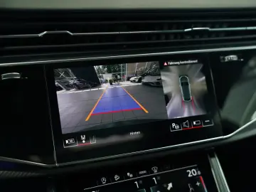 Audi RS Q8 4.0 TFSI quattro