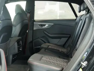 Audi RS Q8 4.0 TFSI quattro