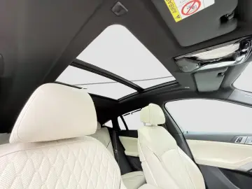BMW X6 M60 i xDrive
