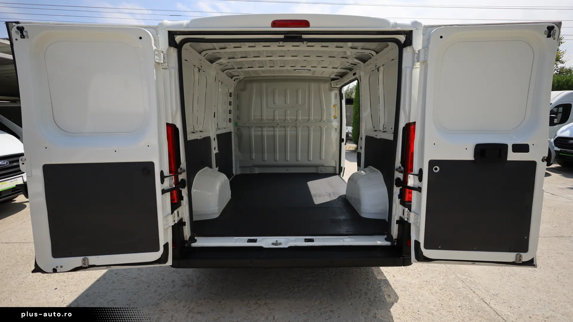 Peugeot Boxer L1H1 2.2D 120CP