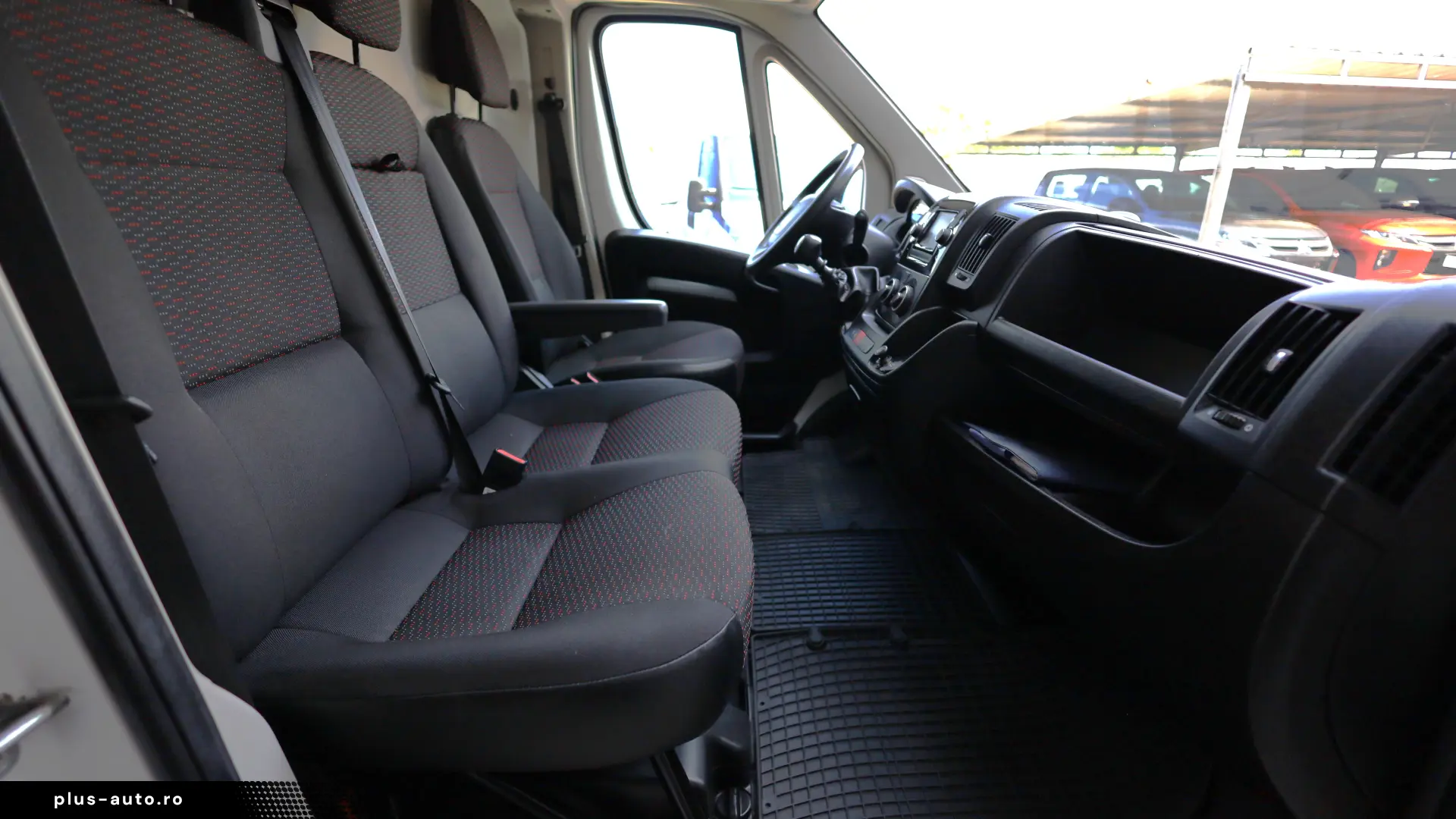 Peugeot Boxer L1H1 2.2D 120CP