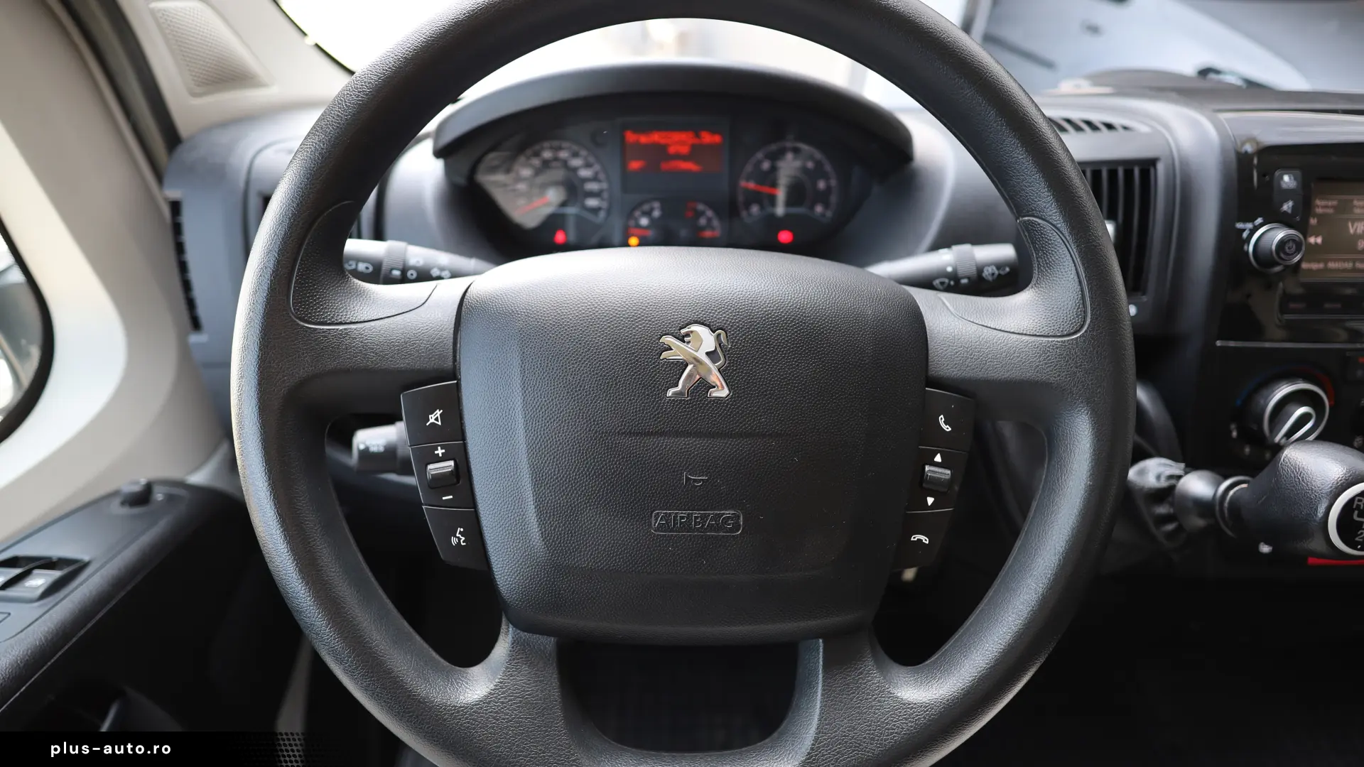 Peugeot Boxer L1H1 2.2D 120CP