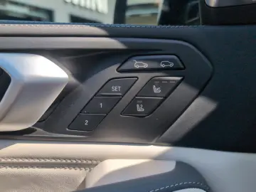 BMW X6 M60 i xDrive