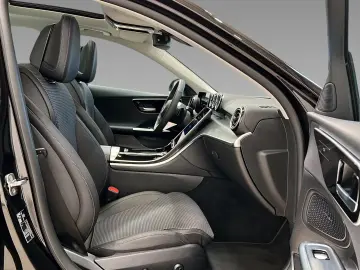 Mercedes-Benz C 220 d AVANTGARDE LED Kame Pano