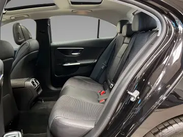 Mercedes-Benz C 220 d AVANTGARDE LED Kame Pano