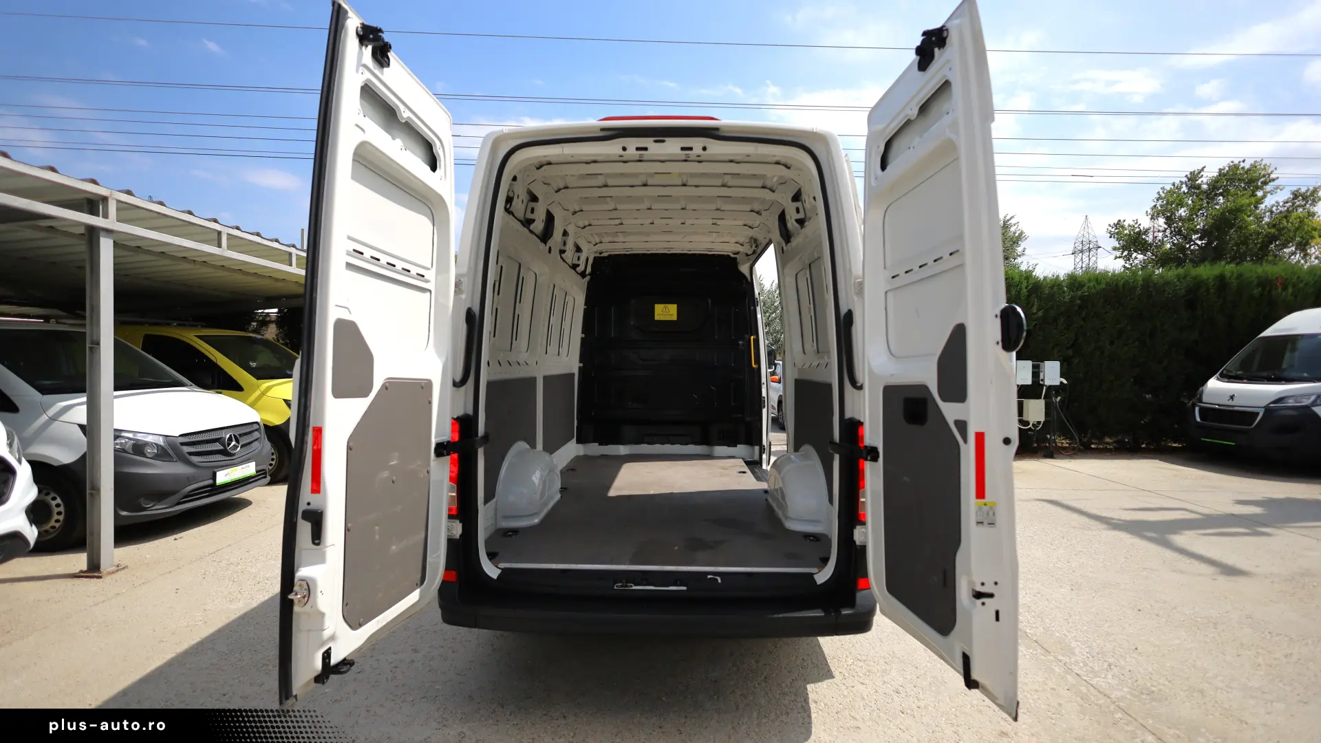 Volkswagen Crafter L2H2 2.0D 102CP