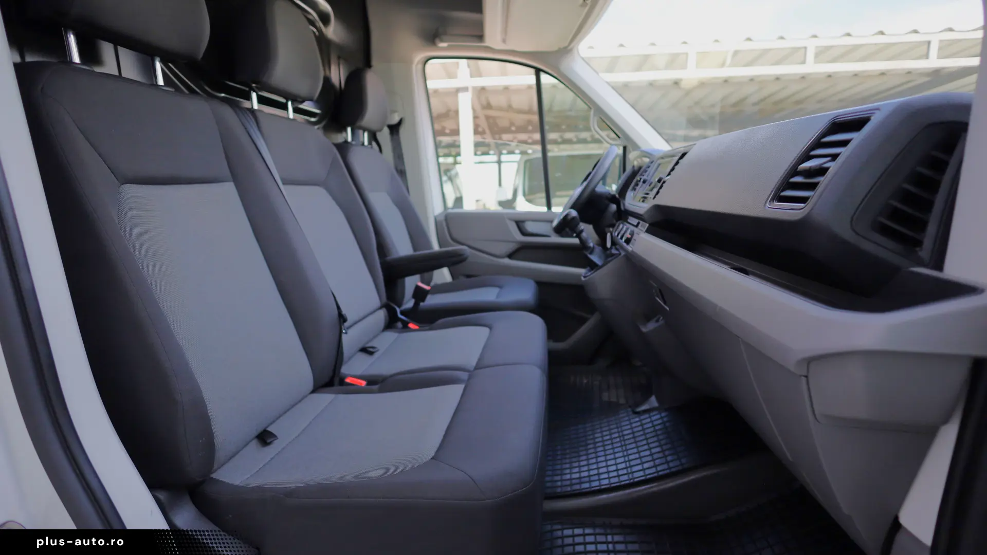 Volkswagen Crafter L2H2 2.0D 102CP