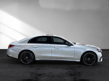 Mercedes-Benz E 300 de 4Matic AMG Line - AIRMATIC