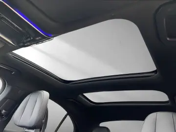 Mercedes-Benz E 300 de 4Matic AMG Line - AIRMATIC