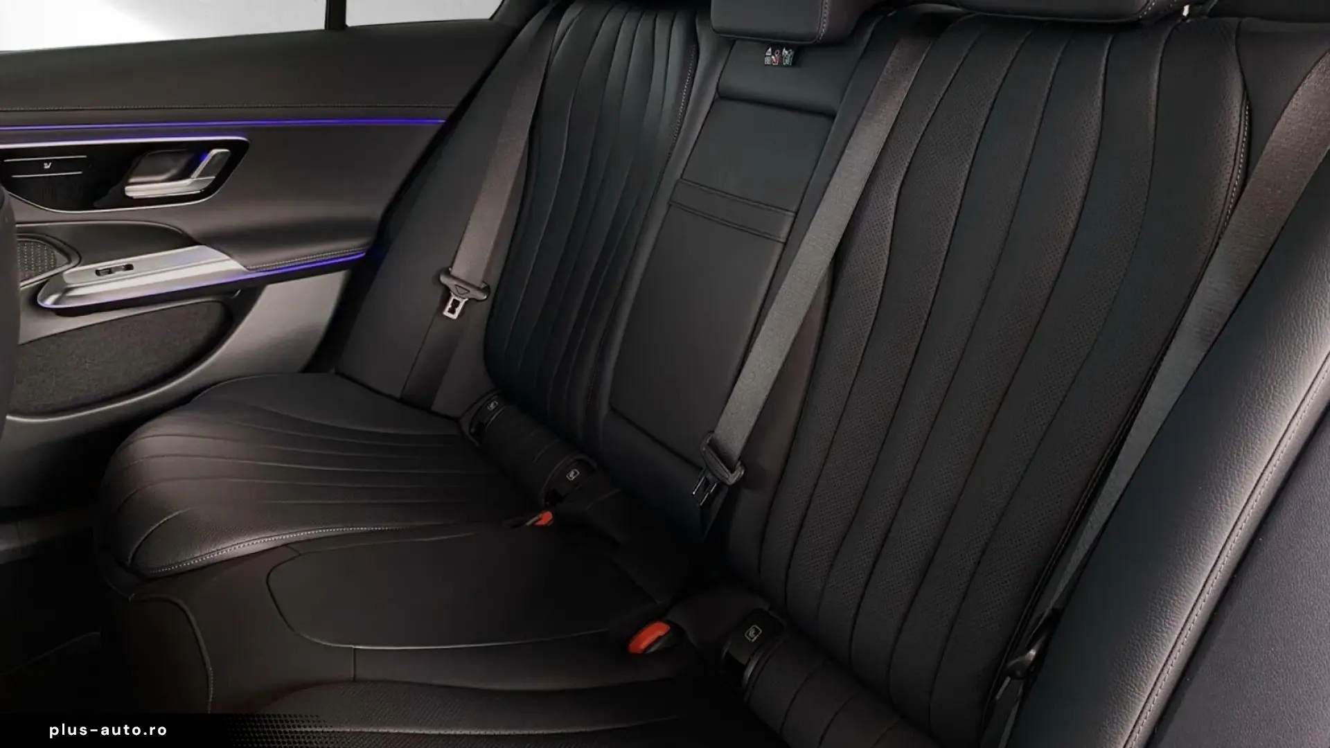 Mercedes-Benz E 300 de 4Matic AMG Line - AIRMATIC