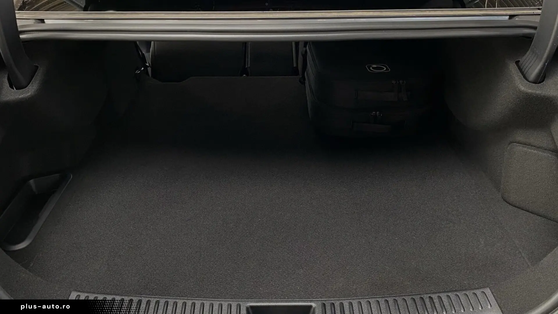 Mercedes-Benz E 300 de 4Matic AMG Line - AIRMATIC