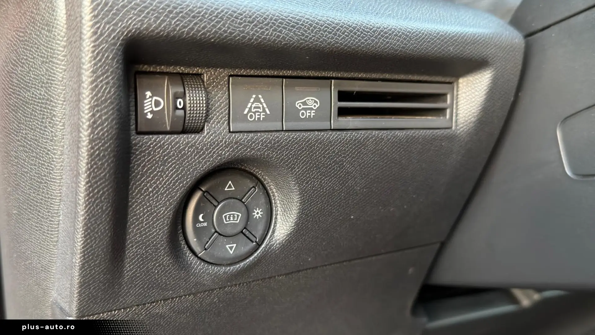 Citroën C4 PureTech 155 Stop&Start EAT8 SHINE