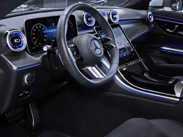 MERCEDES-BENZ CLE 200 AMG COUPÉ ADVANCED PLUS PANORAMA