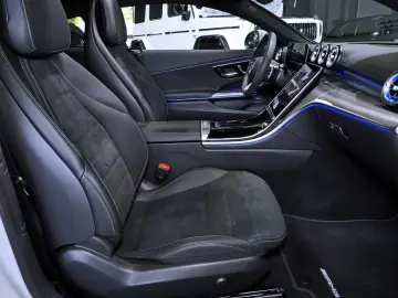 MERCEDES-BENZ CLE 200 AMG COUPÉ ADVANCED PLUS PANORAMA
