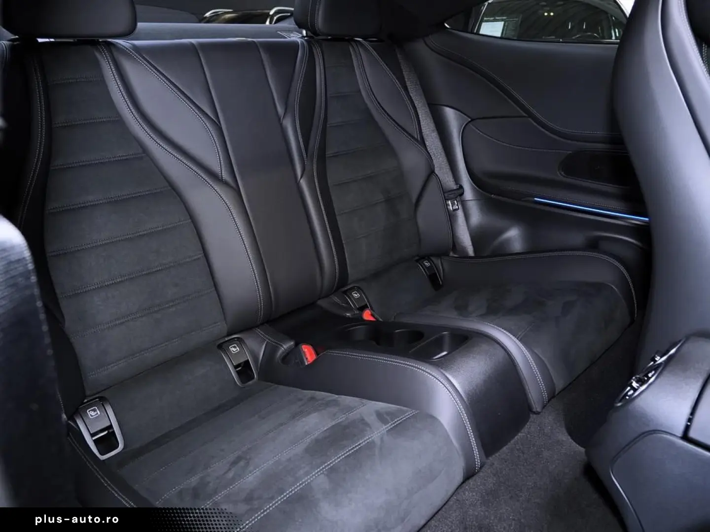 MERCEDES-BENZ CLE 200 AMG COUPÉ ADVANCED PLUS PANORAMA