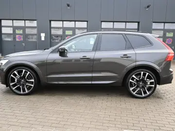 VOLVO XC60 B4D AWD Ultimate Dark STDHZG B&W LUFT ACC