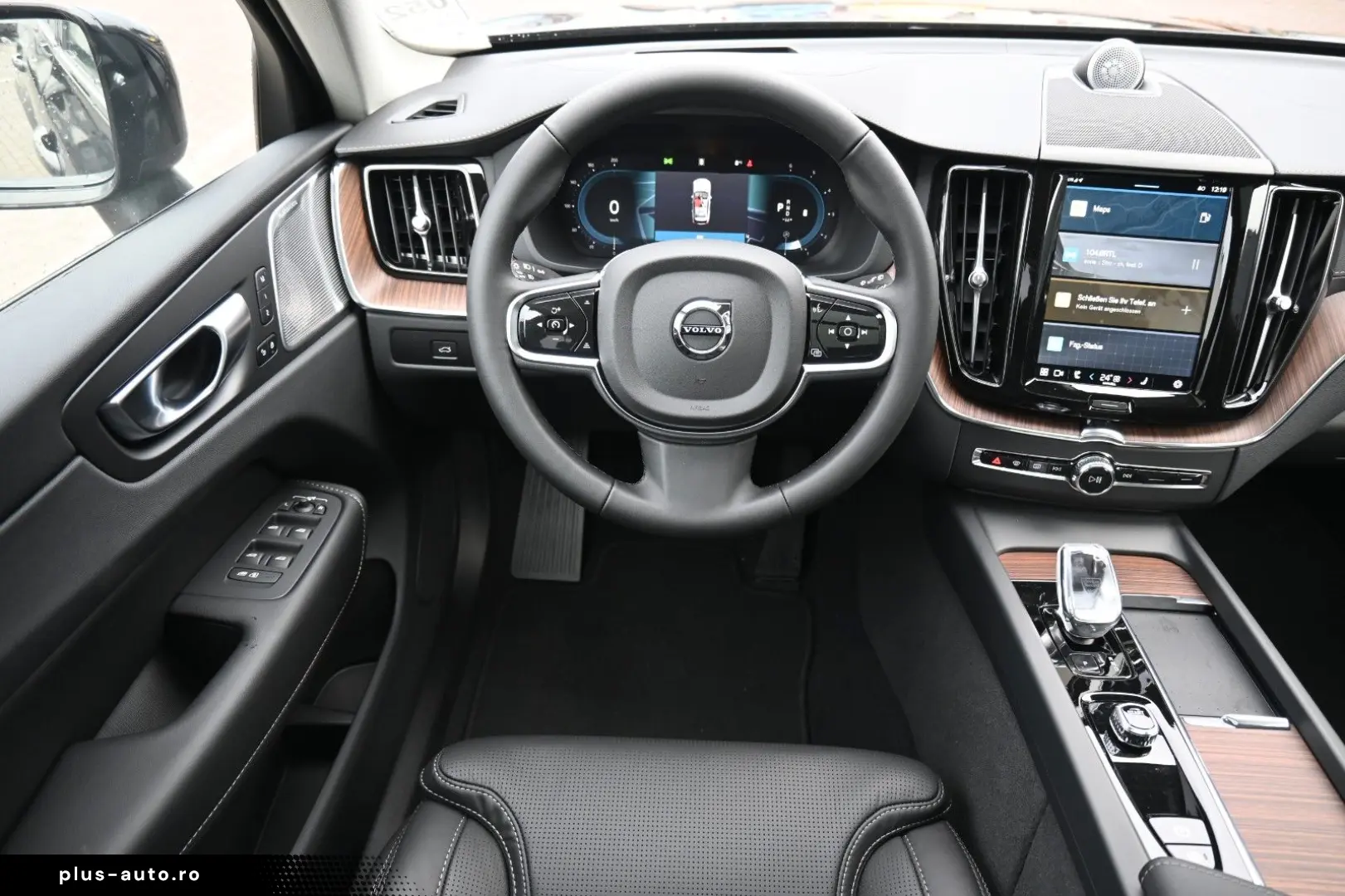 VOLVO XC60 B4D AWD Ultimate Dark STDHZG B&W LUFT ACC