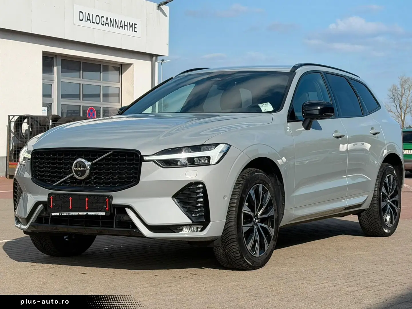 VOLVO XC60 B4D AWD Plus Dark STDHZG 360 ACC