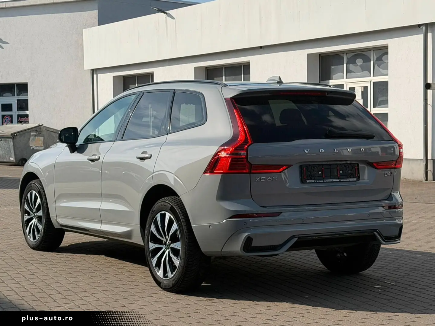VOLVO XC60 B4D AWD Plus Dark STDHZG 360 ACC