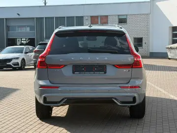 VOLVO XC60 B4D AWD Plus Dark STDHZG 360 ACC