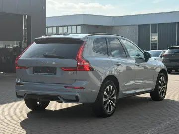VOLVO XC60 B4D AWD Plus Dark STDHZG 360 ACC
