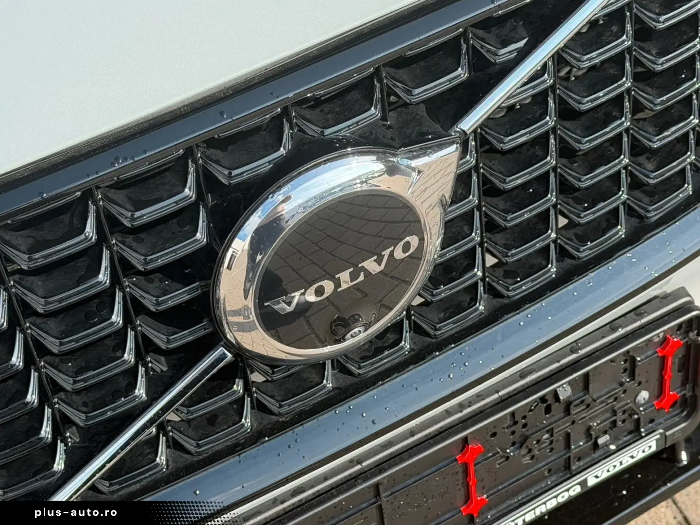 VOLVO XC60 B4D AWD Plus Dark STDHZG 360 ACC