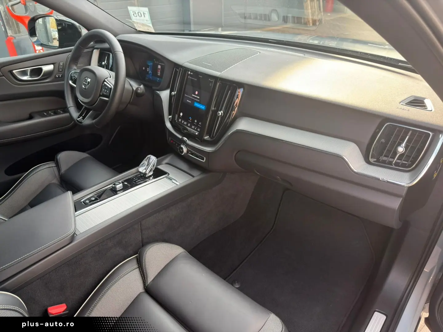 VOLVO XC60 B4D AWD Plus Dark STDHZG 360 ACC