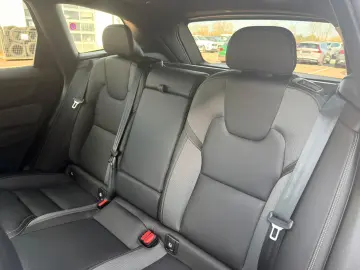 VOLVO XC60 B4D AWD Plus Dark STDHZG 360 ACC