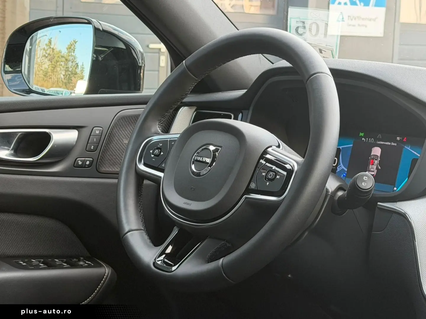 VOLVO XC60 B4D AWD Plus Dark STDHZG 360 ACC