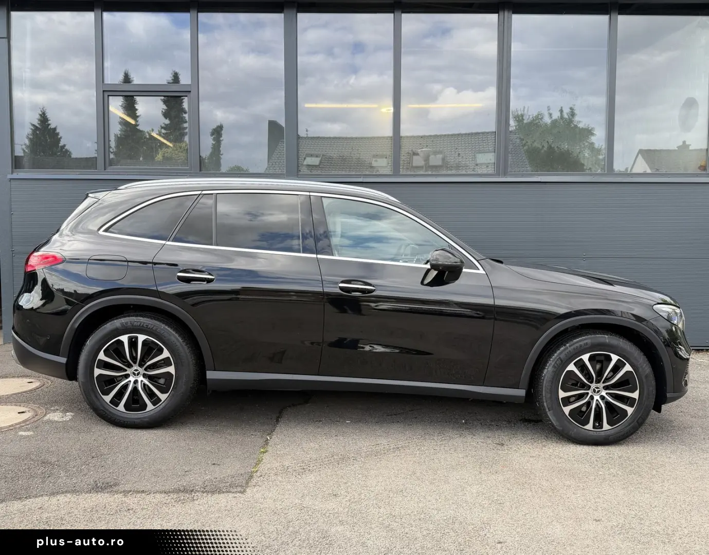 MERCEDES-BENZ GLC 220 d 4MATIC AIRMATIC PANO