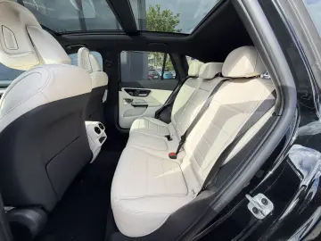 MERCEDES-BENZ GLC 220 d 4MATIC AIRMATIC PANO