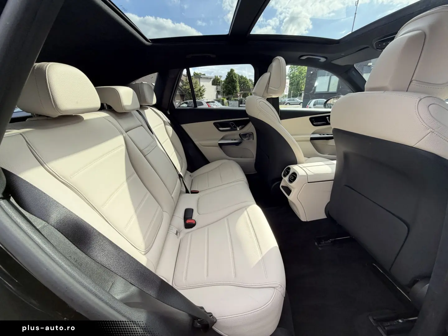 MERCEDES-BENZ GLC 220 d 4MATIC AIRMATIC PANO
