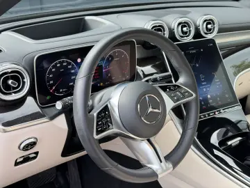 MERCEDES-BENZ GLC 220 d 4MATIC AIRMATIC PANO